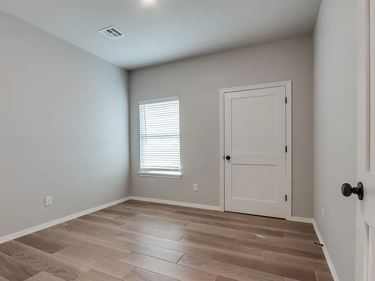 13517&13521 Calli Ct — Photo 23