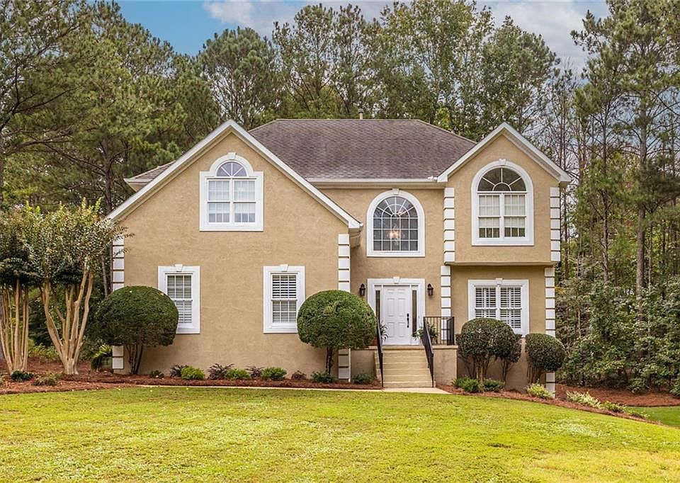 1st image of 55 Barrington Grange Ct