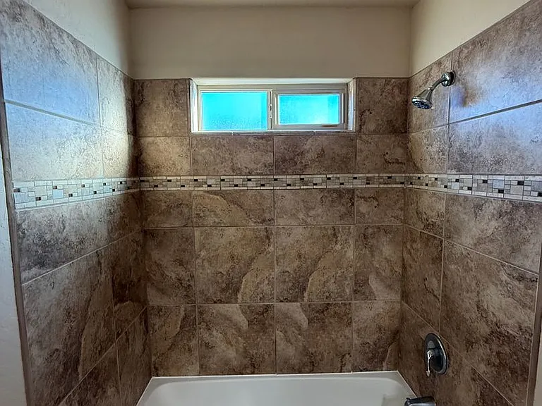 2043 Villa Napoli Loop E — Photo 10