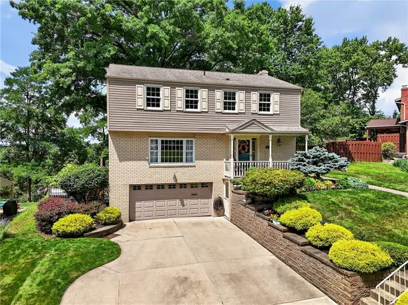 5571 Glen Hill Dr, Bethel Park, PA 15102