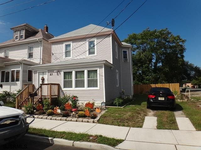 1st image of 23 N 2nd St