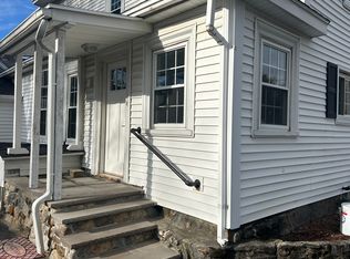 8 Walnut St APT 1, Danvers, MA 01923