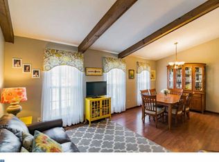 88 Chestnut Dr, Newtown, PA 18940