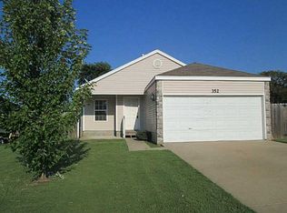 352 Grant Springs Dr, Decatur, AR 72722