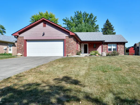 915 Haymount Dr, Indianapolis, IN 46241