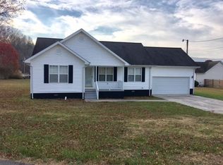 802 S 28th St, Middlesboro, KY 40965
