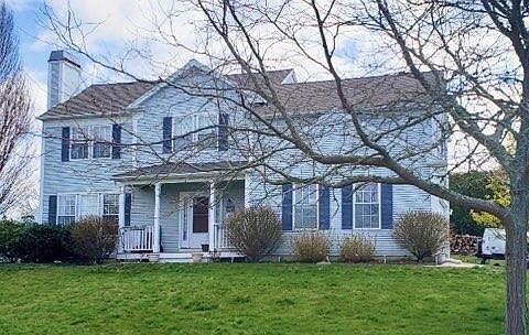 1st image of 73 Wintergreen Dr