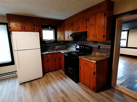 5th image of 217 S Main St #A