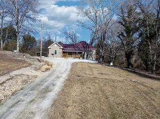 845 Linville Rd, Mount Airy, NC 27030