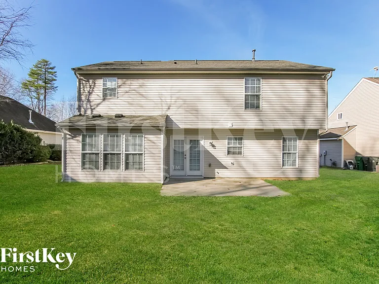 2816 Bridgeville Ln — Photo 16