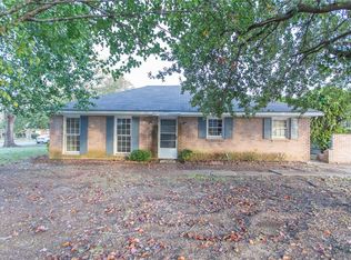 5701 Williamsburg Ln, Montgomery, AL 36116