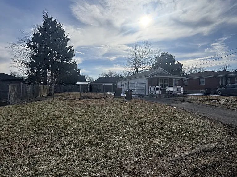 4009 Beaver St — Photo 10