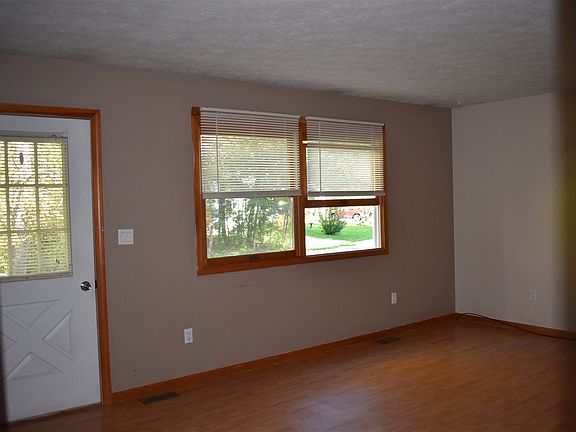 4th image of 06951 Bay Shore West Dr