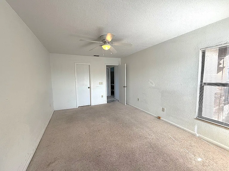 2906 S Semoran Blvd — Photo 7