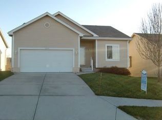 18119 Gertrude St, Omaha, NE 68136