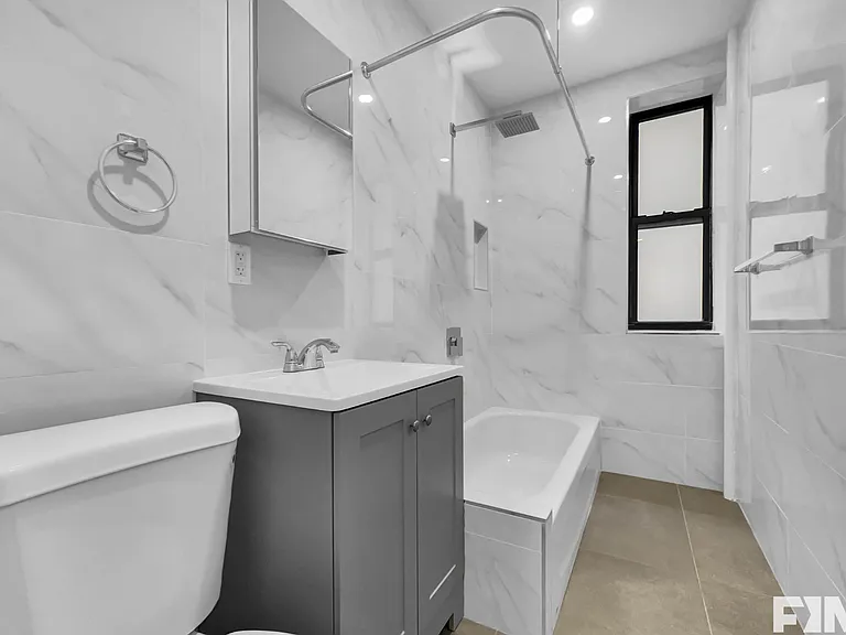 195 Lenox Rd #4B — Photo 4