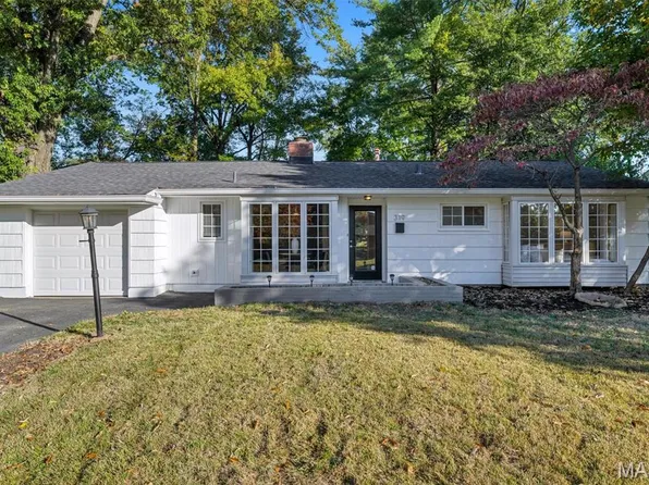 319 Dobbin Rd, Saint Louis, MO 63119
