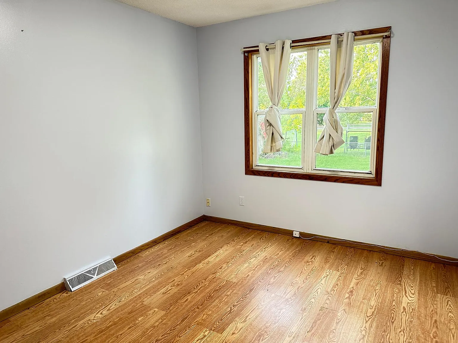 4 bed, $2,600 — Photo 3