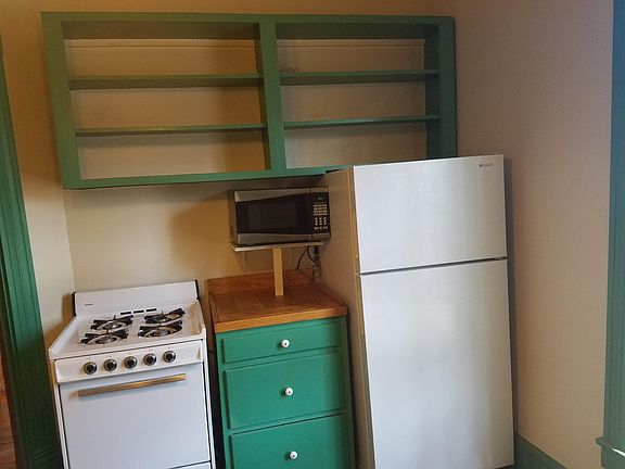 4th image of 716 W Maxwell St APT 201