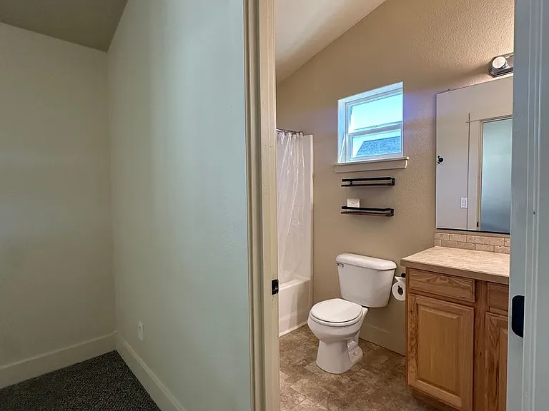 20159 Merriewood Ln — Photo 21