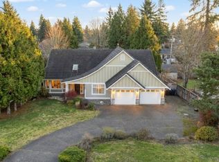 610 Forsyth Ave, Parksville, BC V9P 1G9