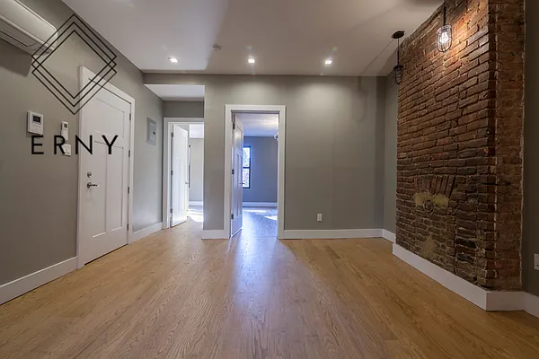 Rented by ERNY LLC | media 14