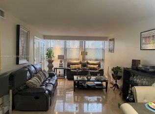 Leslie Condo, Hallandale Beach, FL 33009