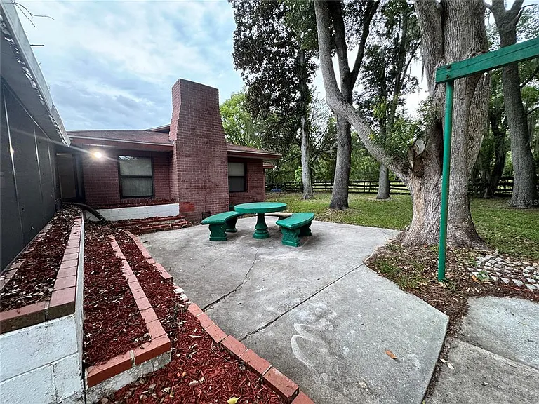 8225 E Highway 25 — Photo 63