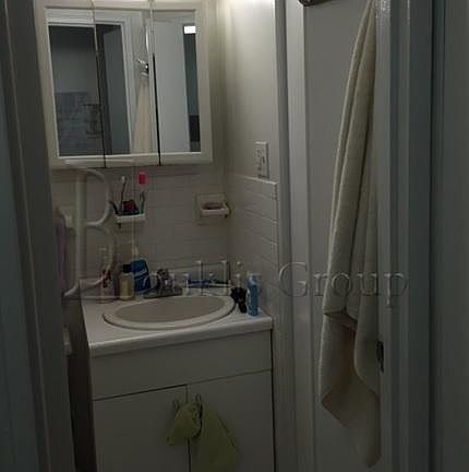 2nd image of 33 Gold St APT 319