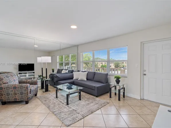 9101 Sunrise Lakes Blvd APT 202, Sunrise, FL 33322