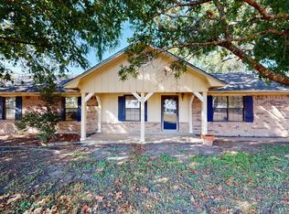 565 Iron Bridge Rd, Lorena, TX 76655