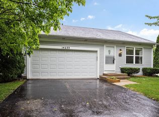 14233 S Hemingway Cir, Plainfield, IL 60544