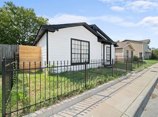 1917 Red Cloud Dr, Dallas, TX