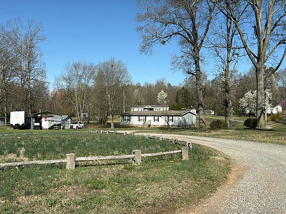 4th image of 3709 Haigler Rd