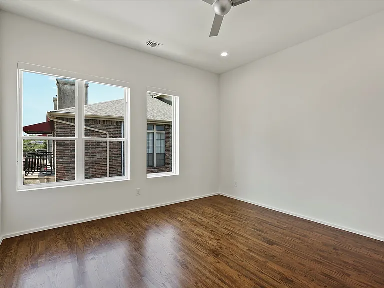 6250 Oram St #104 — Photo 14