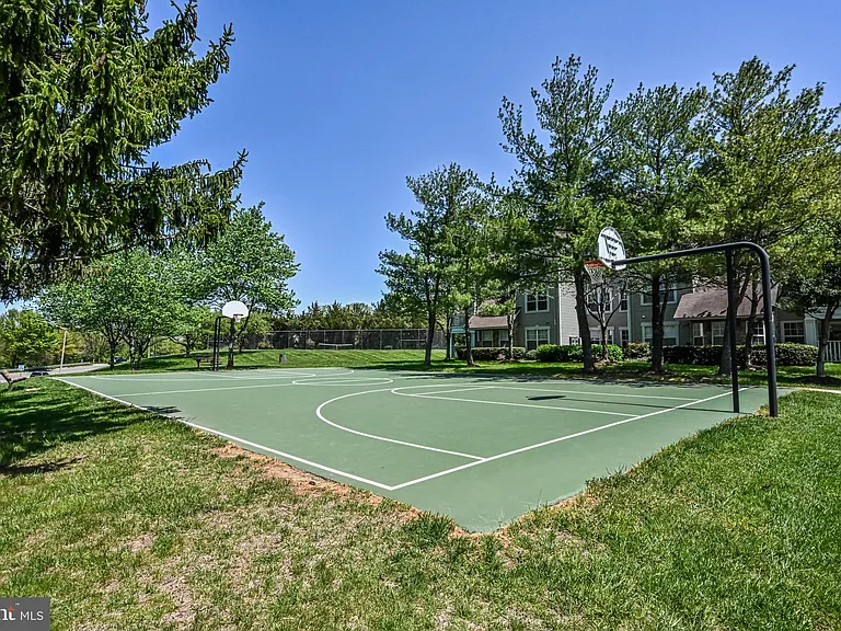 5601 Willoughby Newton Dr #36 — Photo 34