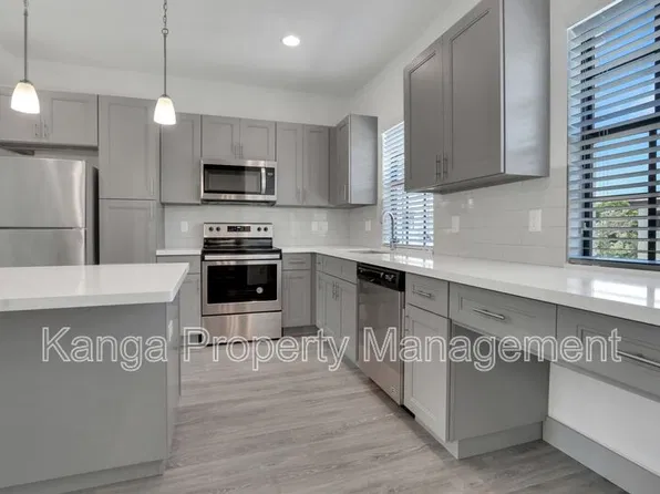 600 NE 14th Ct APT 104, Fort Lauderdale, FL 33304
