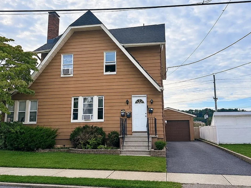 5 Garfield Pl #2