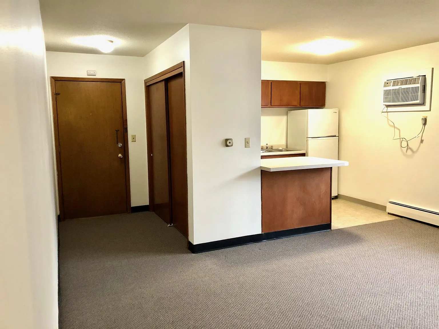 1 bed, 500 sqft, $675 — Photo 2