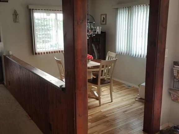 5th image of 7181 N Clare Ave