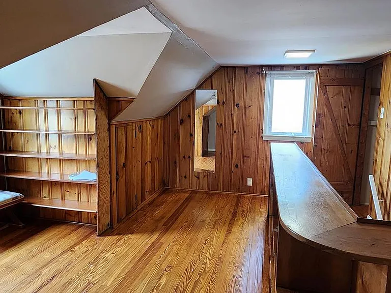 225 Deptford Rd — Photo 8