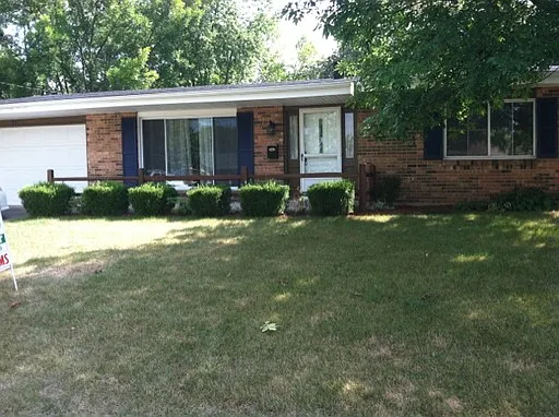 317 Highland Dr photo 1
