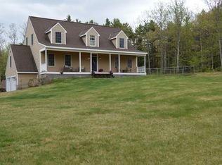 202 Mount Delight Rd, Deerfield, NH 03037