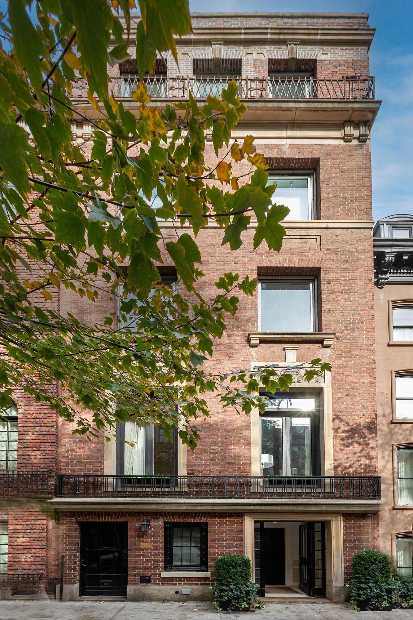 121 East 71st Street GARDEN-FLR in Lenox Hill, Manhattan | StreetEasy