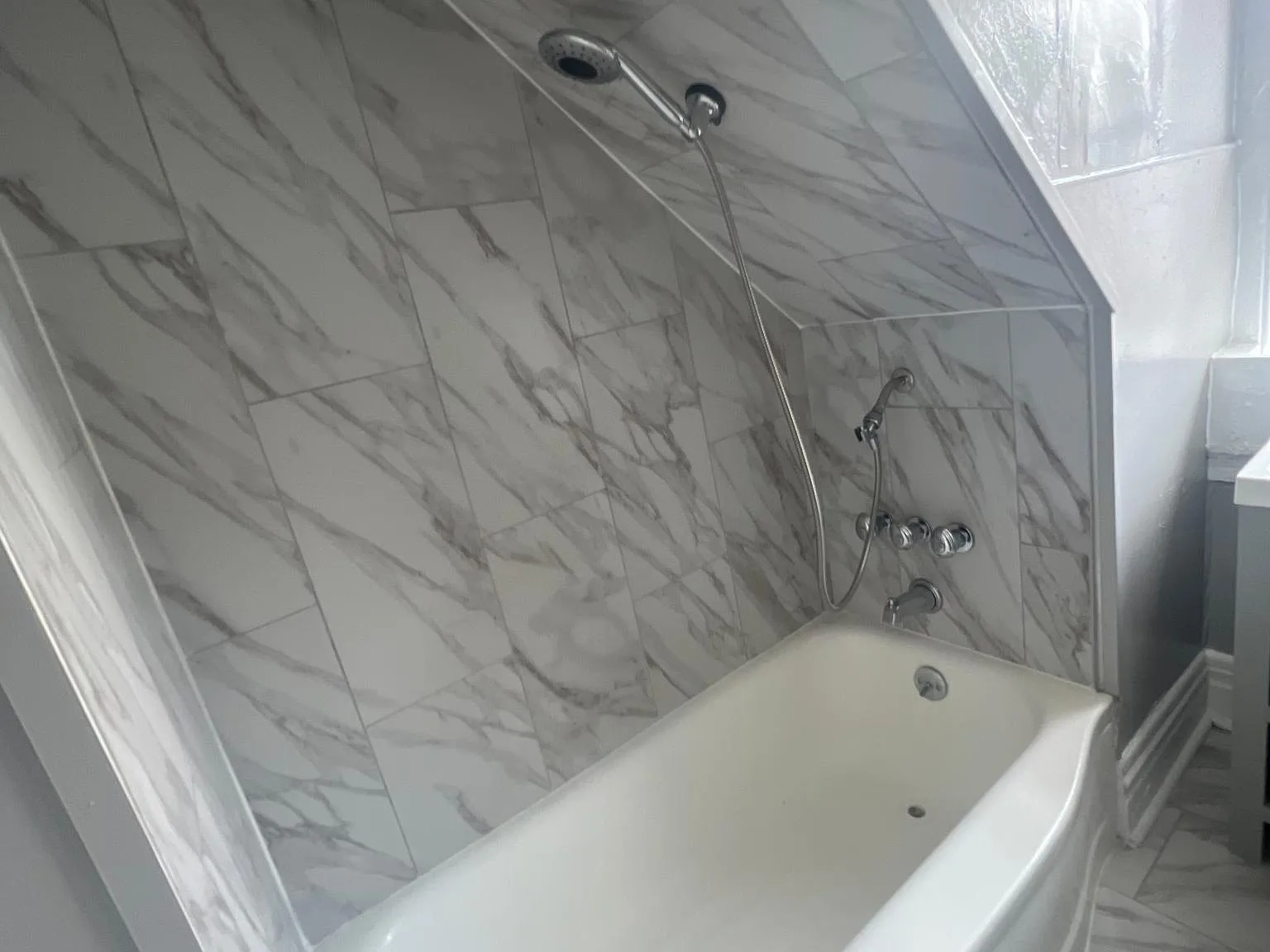 843 13th Ave — Photo 3