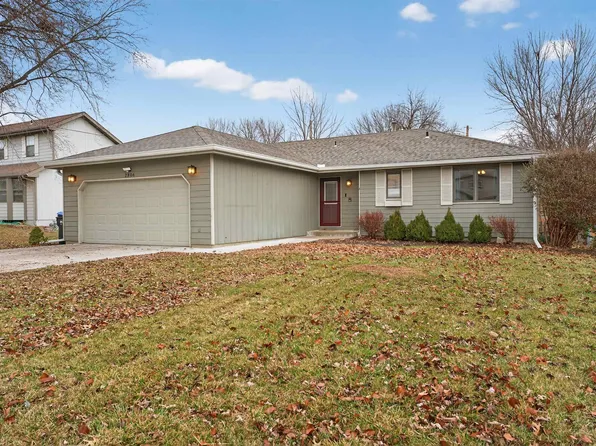 2806 SW Arvonia Pl, Topeka, KS 66614