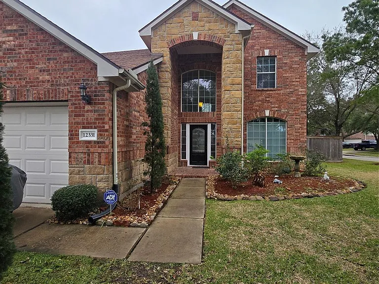 12331 Natchez Park Ln — Photo 1
