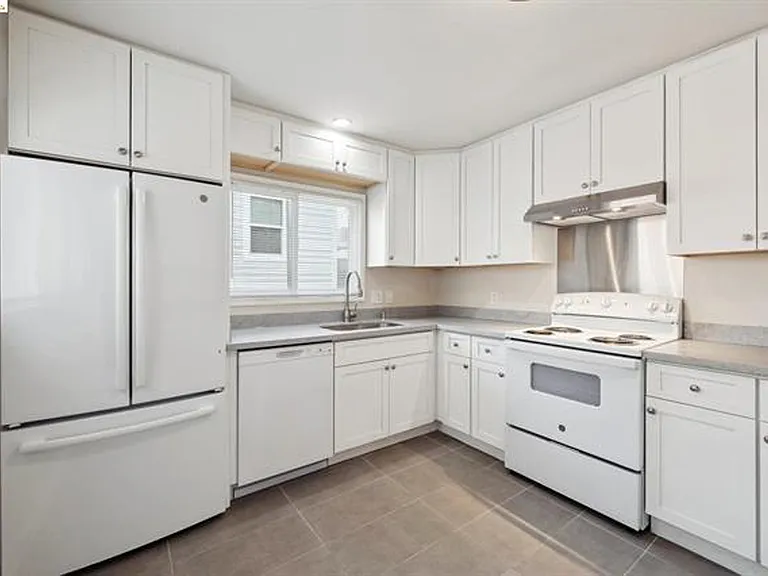 2222 Haste St — Photo 20