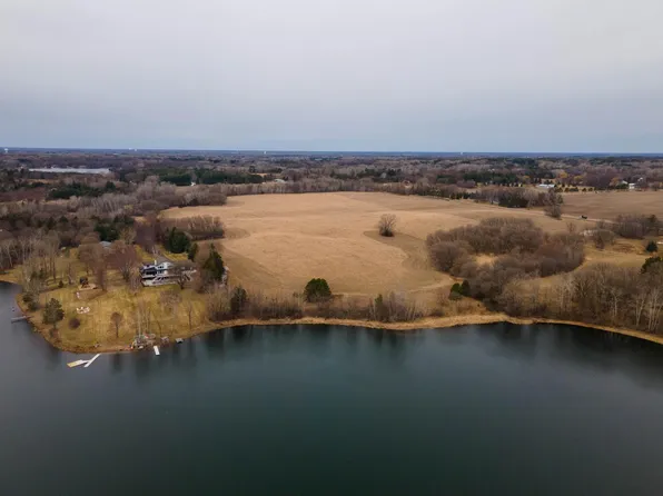 8991 130th St N, Hugo, MN 55038