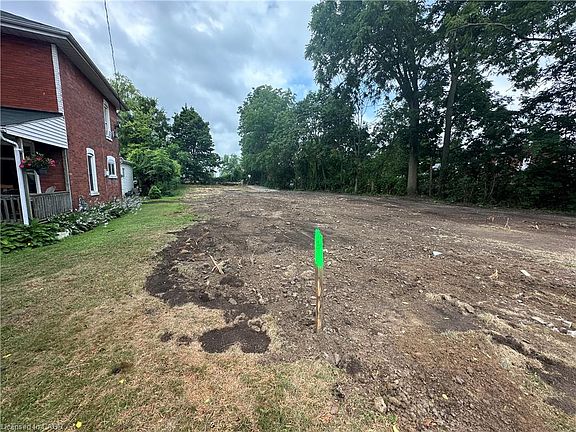 3rd image of 49 Ellis St
